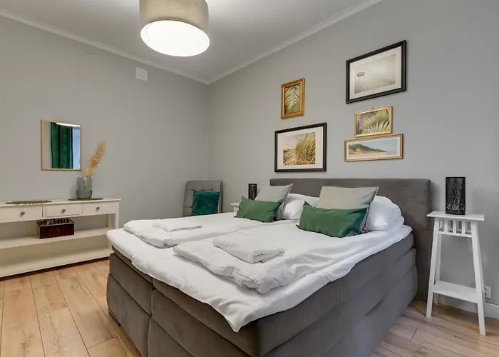 Center 2 By Grand شقة